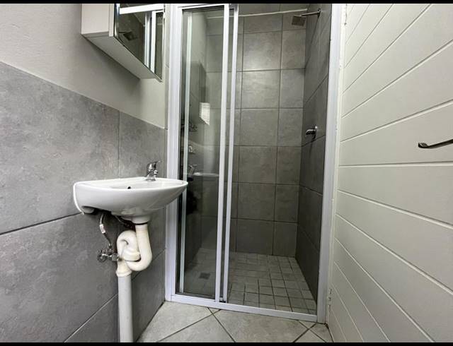 2 BEDROOM PROPERTY TO RENT IN NORTON'S HOME ESTATE